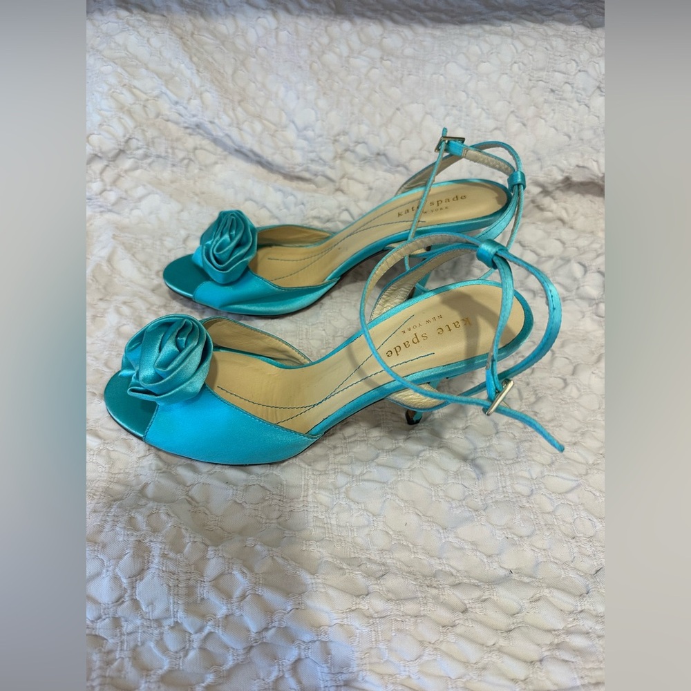 Kate Spade turquoise aqua blue satin leather sandals open toe heels rose 6.5